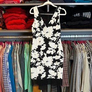 Cache black/white floral sleeveless back zipper closure dress size 4
